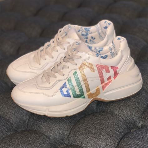 gucci rhyton glitter sneakers binh luan